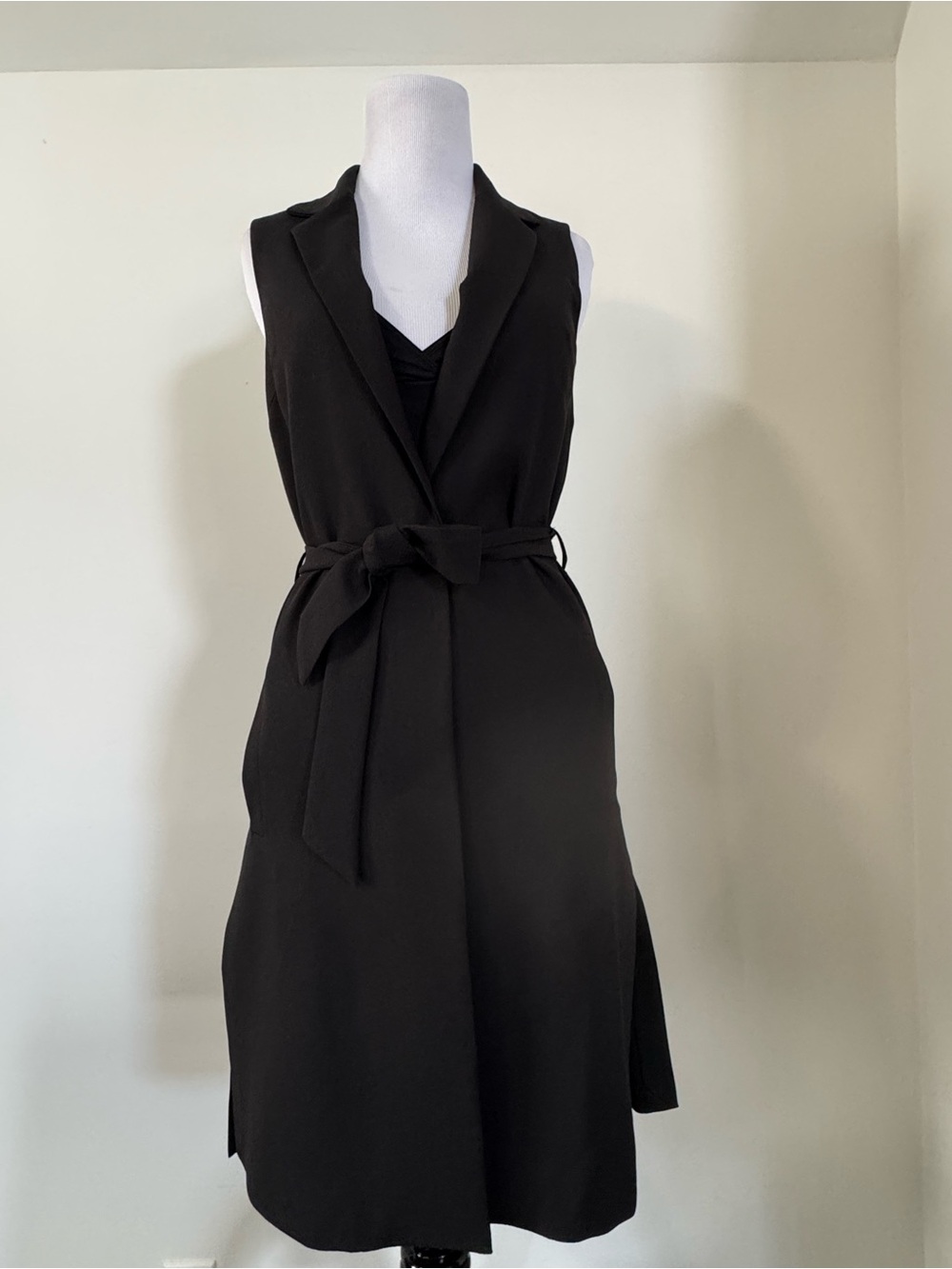Miss Selfridge Black Sleeveless Tie-Waist vest